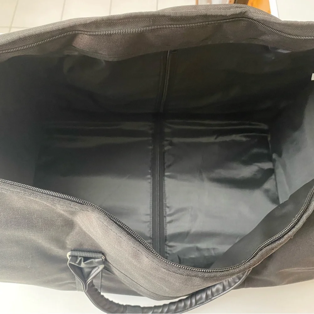 CRG Prestige Travel Garment Bag / Duffel Bag - NWT - Black Canvass Feel